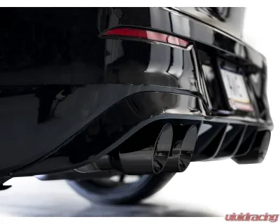 AWE Tuning Touring Edition Exhaust | 4.5" Quad Diamond Black Tips Volkswagen Golf R 2022-2024 - 3015-43658