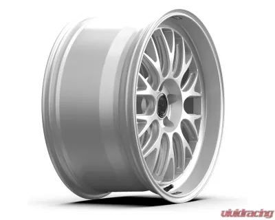 Fifteen52 Holeshot RSR Wheel 18x10.5 5x120 25mm Radiant Silver - RSHRS-80552+25
