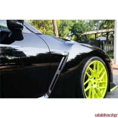 DarwinPro Carbon Fiber Fender Logo Cover Gloss Carbon Nissan GTR R35 DBA/EBA 2015-2022 - CF8353-FDLC-GB
