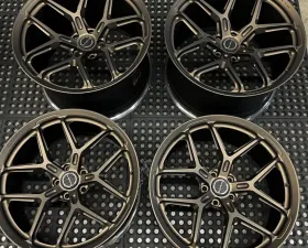 Brixton Forged Lamborghini Aventador PF7-RS Monoblock Wheel Set 20x9.5 | 21x13