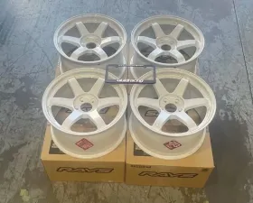 Volk Racing TE37 SL Wheel Set of 4 Subaru WRX STI 18x10 5x114.3 40mm Dash White
