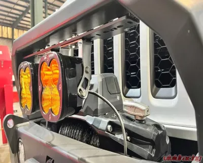 Motobilt Crusher HD Universal Light Mount for Crusher HD Bolt-On Bull Bar - MB1204