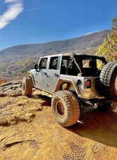 Motobilt Aluminium Rear Highline Fenders Jeep Wrangler JK/JKU 2007-2018                                     - MB1226-A - Image 9