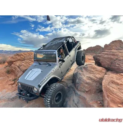Motobilt Hood Vent Kit Jeep Wrangler JK/JKU 2007-2018 - MB5537