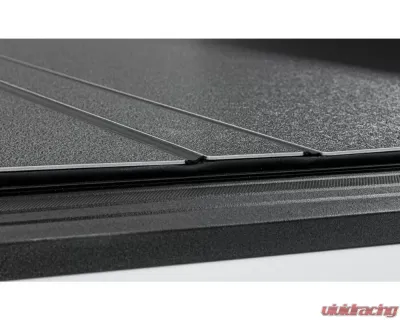 ACCESS Cover LOMAX Tri-Fold Cover 15-19 Chevy / GMC Full Size 1500 / 2500 / 3500 6ft 6in Bed - B1020039