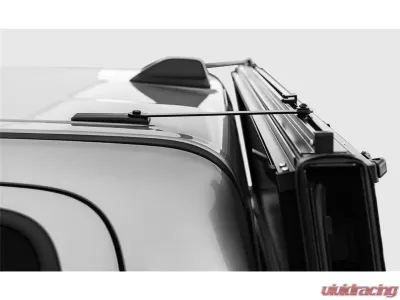 ACCESS Cover LOMAX Stance Hard Tri-Fold Cover 6ft 6" Box Chevrolet | GMC Full Size 2014-2019 - G3020039
