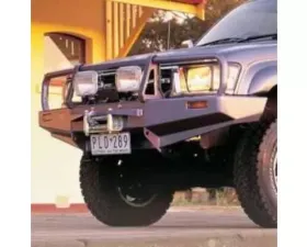 ARB Front Bull Bar Non flared - non air bag Toyota Hilux 1997-2002