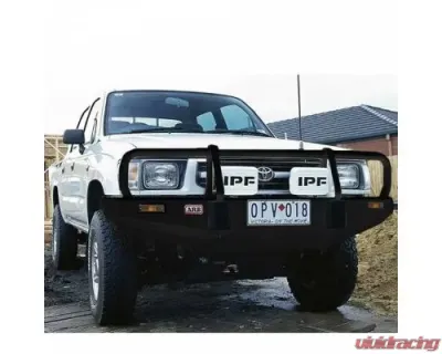 ARB Front Bull Bar flared Toyota Hilux 1997-2002 - 3414150