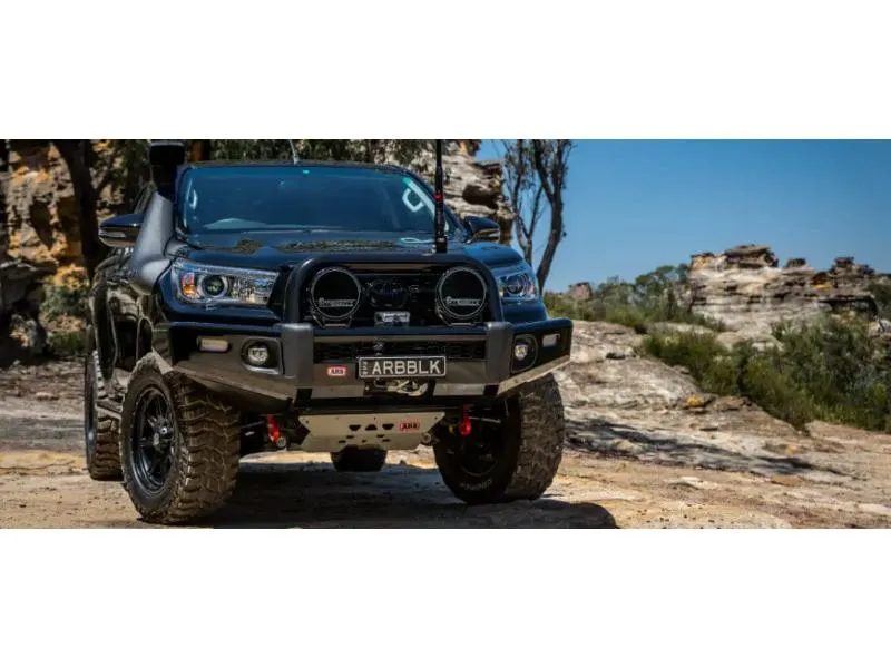 ARB ARB Matte Black Summit Sahara Bumper for Isuzu D-Max 2023