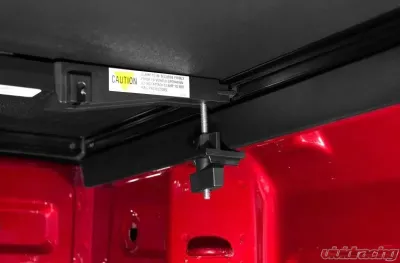 LUND Hard Fold Tonneau Cover Toyota Tundra 66.7 Bed 2022 - 969571