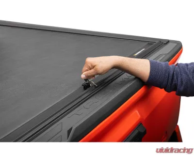 Roll-N-Lock 5' Retractable A-Series Toyota Tacoma 2024 - BT532A