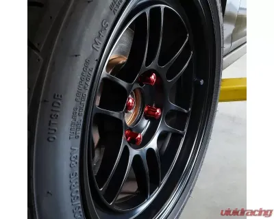 F2 Function and Form Red Steel Lug Nuts M12x1.25 w| Lock Kit - W0012125.SS-RD