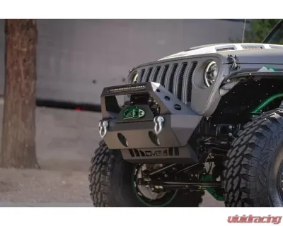 DV8 Off-Road Universal 20-Inch Single Row LED Light Bar with Flood/Spot Combo Pattern - BE20SW105W