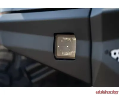 DV8 Off-Road Universal 3 Inch Cube LED Light Flood Pattern Post Mount - BE3EW40W