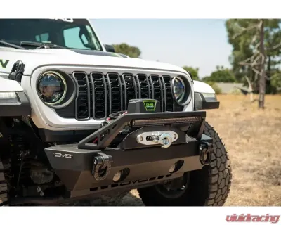 DV8 Off-Road Xtract 12,000 lb Winch with Synthetic Rope, Relocatable Solenoid Box, 80 ft Line - WB12K-SR