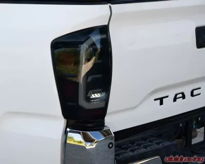 Diode Dynamics LED FORM Tail Lights (Pair) Toyota Tacoma 2016-2023 - FL0018