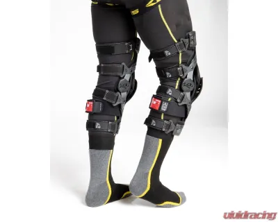 EVS Axis Pro Knee Brace - Single Left - AXISP-GRY-ML