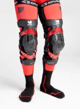 EVS 40th Anniversary Axis Sport Knee Brace - Pair                                     - AXISS-BK40-SP - Image 16