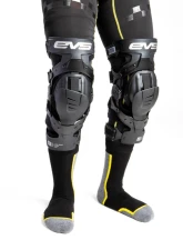 EVS Axis Sport Knee Brace - Pair                                     - AXISS-BK/GY-MP - Image 12
