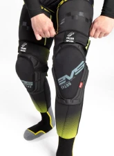 EVS TP199 Knee / Shin Guard                                     - TP199K-BKHV-S/M - Image 10