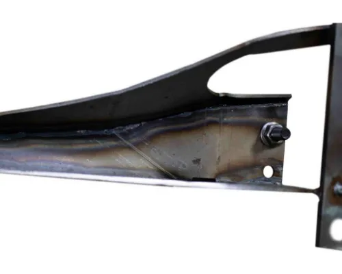 TA。枠　ブレスト Rust Buster Front Frame Repair Kit For 2000-2007 Toyota