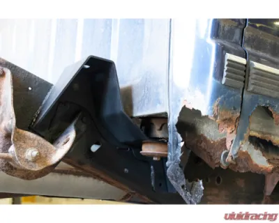 Rust Buster Frame Repair Cab and Bed Mount (Right) Chevrolet Silverado 1500 1988-1998 - RB7306R