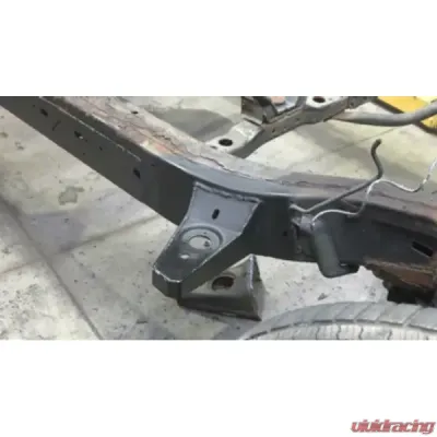 Rust Buster Front Body Frame Mount Passenger Side Toyota 4Runner | Toyota FJ Cruiser 2003-2014 - RB8429R