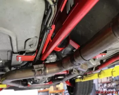 UMI Performance 2-Piece Driveshaft Loop Red GM F-Body 1993-2002 - 2240-R