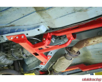 UMI Performance Red Tunnel Mounted Torque Arm Mount wih Loop TH400 GM F-Body 1982-1992 - 2219AS-R