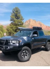 Dobinsons 4x4 Classic Black Deluxe Steel Bullbar Toyota Tacoma 3rd Gen 2016-2023                                     - BU59-5559 - Image 2