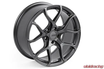 APR A01 Flow Formed Aluminum Wheel 18x8.5 5x112mm for Select Vehicles - WHL00016