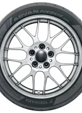 Yokohama Advan Neova AD09 Tire 235/40R19 96W                                     - 110111948 - Image 3