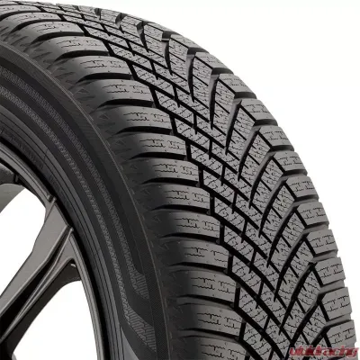 Yokohama Bluearth Winter V906 SUV Tire 235 /55 R17 103V XL BSW - 110109623