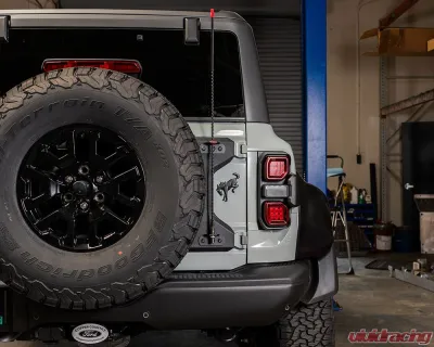 Cali Raised LED Rear Antenna Mount Ford Bronco Raptor 2022+ - CR4005