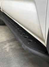 Cali Raised LED Step Edition Rock Slider Double Cab | Long Bed w/ Kick Out | Yes (Powder Coat) | Raw Steel Toyota Tacoma 2024+                                     - CR4093 - Image 5