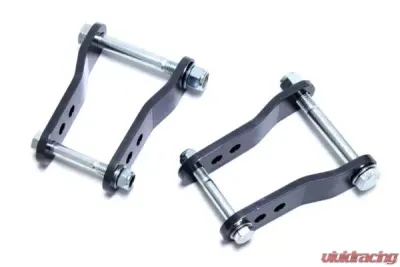 MaxTrac 6 Lug 2in Rear Lift Shackles Toyota Tacoma 2WD/4WD 1995-2004 - 716920