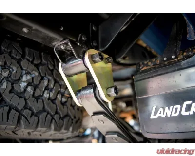 Ironman 4x4 Rear Greasable Shackle RHS Toyota 75 | 60 | 45 | 47 Series Land Cruiser 8 | 1980-1985 - 353RH