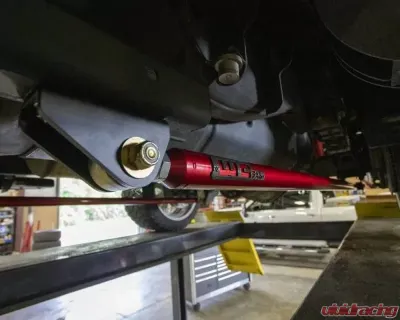 WCFab RCLB/CCSB/ECSB 60 Inch Traction Bar Kit Bengal Red Duramax 2020+ - WCF100826-BR