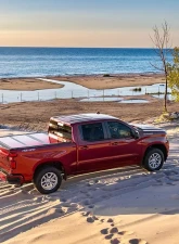 Undercover Fusion 6ft 4in Hard Folding Bed & Tonneau Cover without RAMBox (Paint Code PR4 Flame Red) RAM 2500 | 3500 2019-2021                                     - AR32004L-PR4 - Image 8