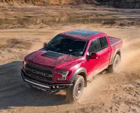 Undercover Fusion 5ft 5in Hard Folding Bed & Tonneau Cover (Paint Code D4 Lucid Red Tricoat) Ford F150 2021+