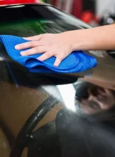 Chemical Guys 24inch x 16inch Blue Waffle Weave Glass and Window Microfiber Towel                                     - MIC708 - Image 3