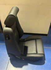 Recaro Ergomed ES Right Seat Black Leather and Vinyl|Black Leather Grey Logo CLEARANCE                                     - 154.20.2541 - Image 2