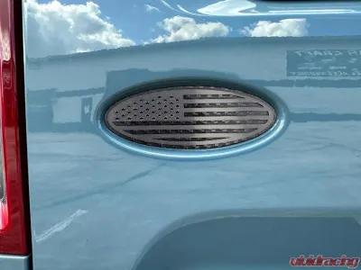 American Car Craft Carbon Fiber Base w/ Black Brushed American Flag Top Plate Tailgate Emblem Replacement Ford Bronco 2021-2024 - ACC-662002