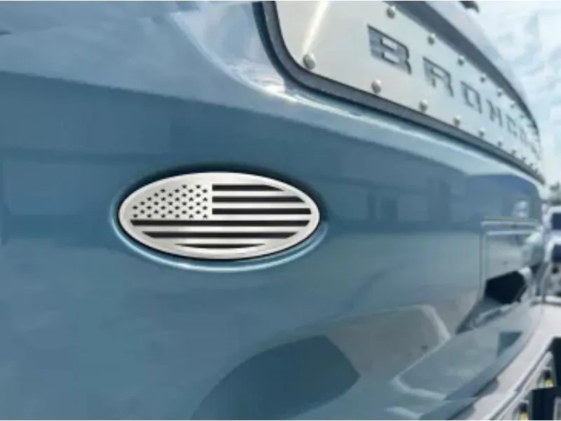 American Car Craft Polished Stainless Base w/ Brushed American Flag Top Plate Solid Black Tailgate Emblem Replacement Ford Bronco 2021-2024 - ACC-662005-SBLK