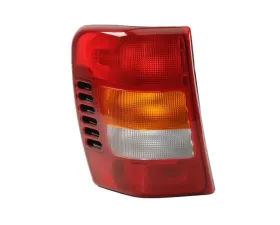 Quadratec Tail Light Driver Side Jeep Grand Cherokee WJ 1999-2002