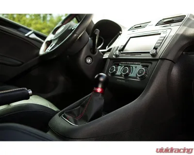 COBB Tuning Weighted Shift Knob Volkswagen 2009-2024 - 2V1350-BK