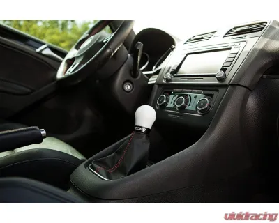 COBB Tuning Weighted Shift Knob Volkswagen 2009-2024 - 2V1350-BK