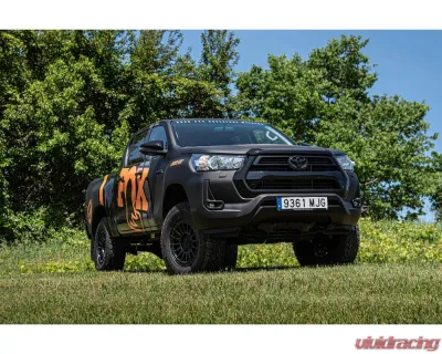 Zone Offroad 1.5" Front Suspension Lift & 1" Rear Lift Kit Toyota Hilux 2018-2025 - ZONT1200