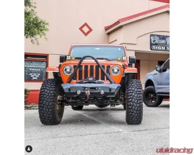 JKS Manufacturing Pyro Stubby Front Bumper for Jeep Wrangler 2018-2025 & Gladiator 2020-2025, 3/16" Steel - CWLJL10101
