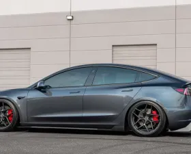 VR Aero Gloss Carbon Fiber Side Skirts Tesla Model 3